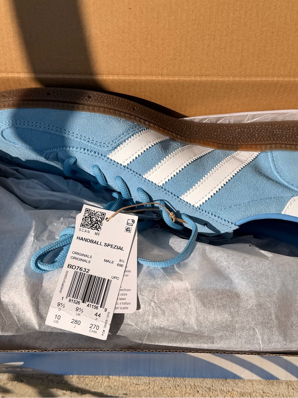 adidas Handball Spezial Men’s Sky Blue Suede Sneakers with White Stripes